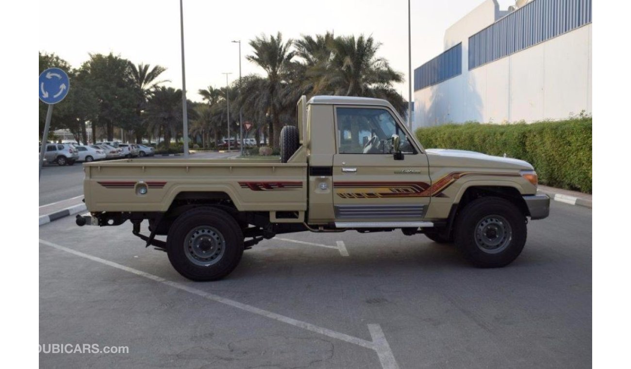 Toyota Land Cruiser Pick Up 2018 MODEL SINGLE CAB PICKUP LX V6 4.0L PETROL  4WD, WINCH, DIFF.LOCK  MANUAL