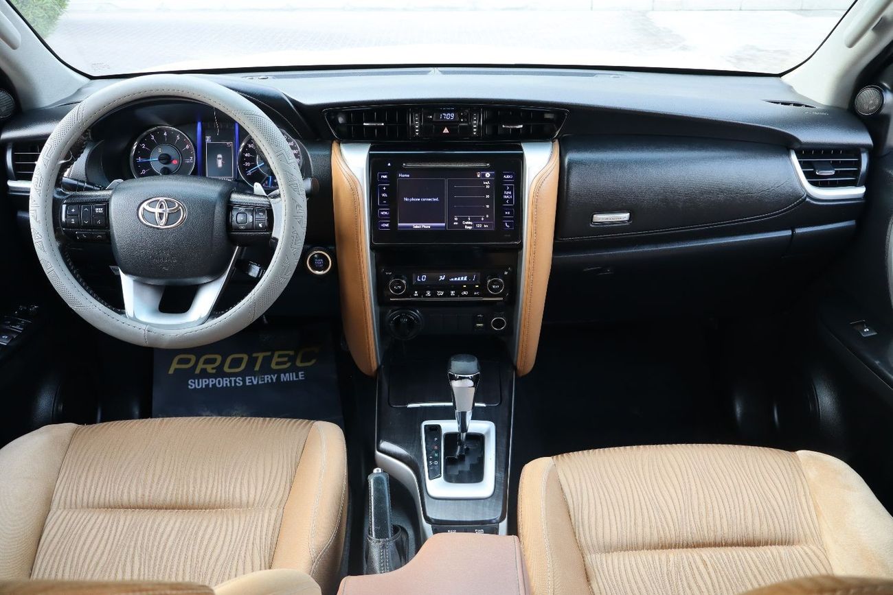 Toyota Fortuner GXR GCC V6