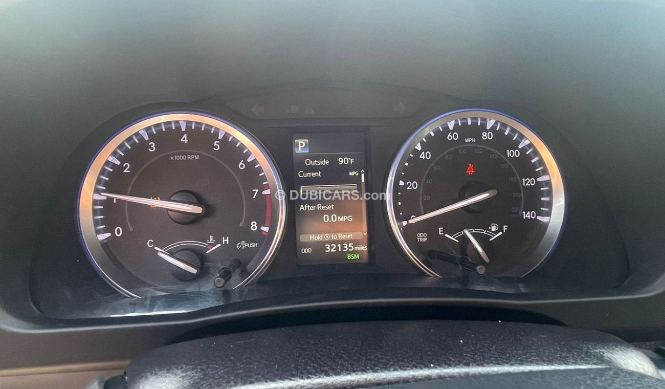تويوتا هايلاندر 2017 TOYOTA HIGHLANDER  full options XLE 4x4 IMPORTED FROM USA VERY CLEAN CAR INSIDE AND OUT SIDE FO