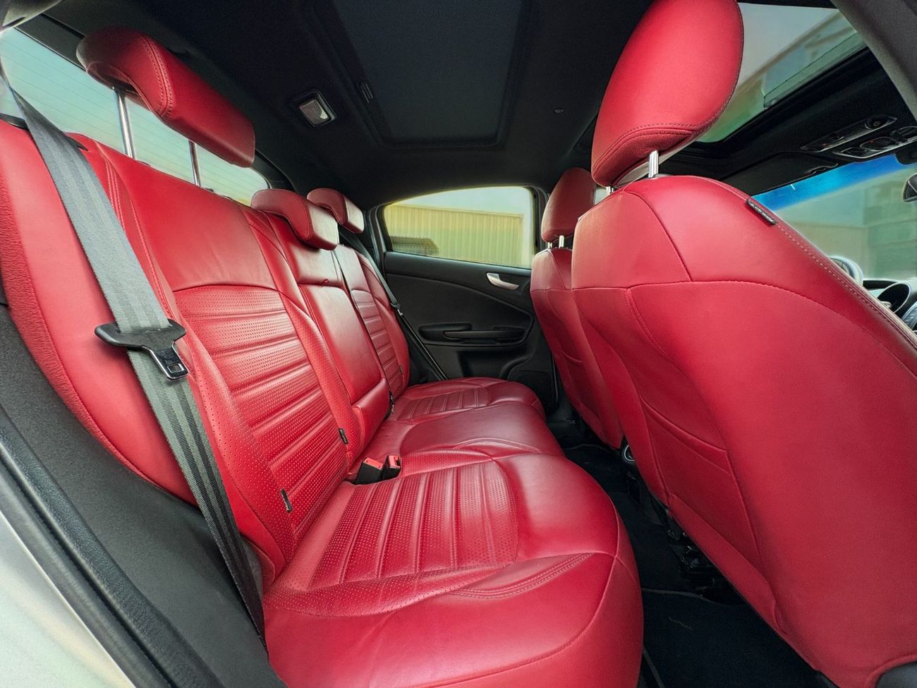 Alfa Romeo Giulietta Veloce A/T | 2018 | GCC SPECS | Full Service History | AED 670 per month