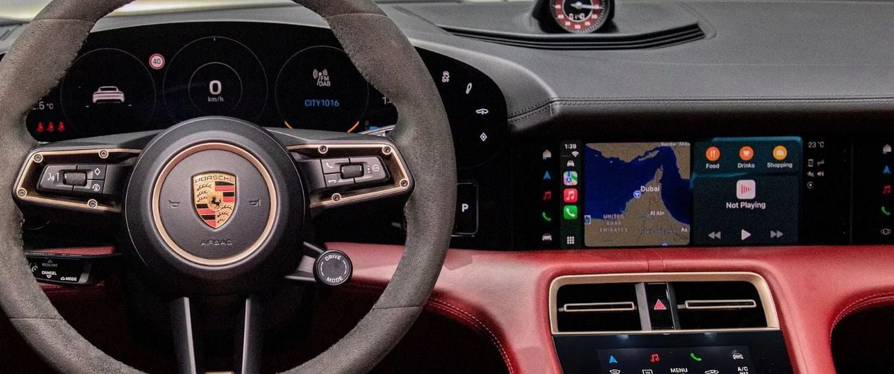 بورش تايكان Turbo S (755 HP)