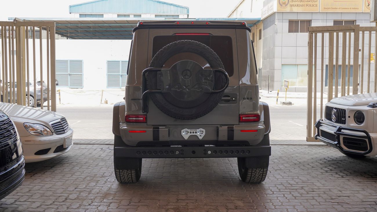 مرسيدس بنز G 63 AMG 4X4²