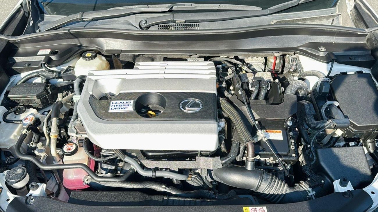 Lexus UX250h PREMIUM CONDITION | WHITE COLOR | 2.0L HYBRID ENGINE | RHD | 2021 | REAR VIEW CAMERA