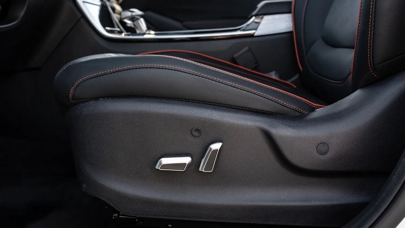 كيا سيلتوس 2025 | KIA SELTOS 1.5L IVT LUXURY EDITION WITH BLACK ROOF + ELECTRIC SEAT