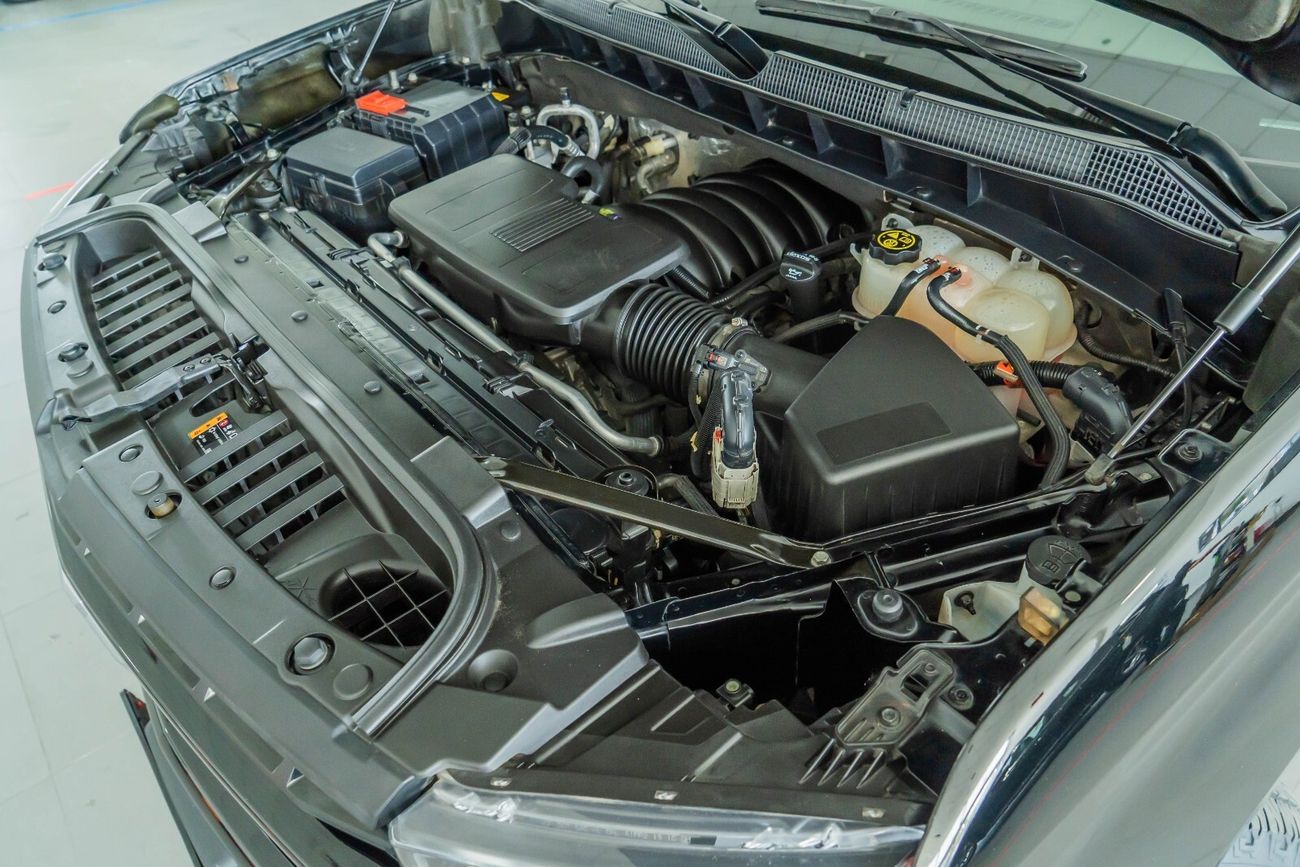 Chevrolet Silverado LT Trail-boss Z71  5.3