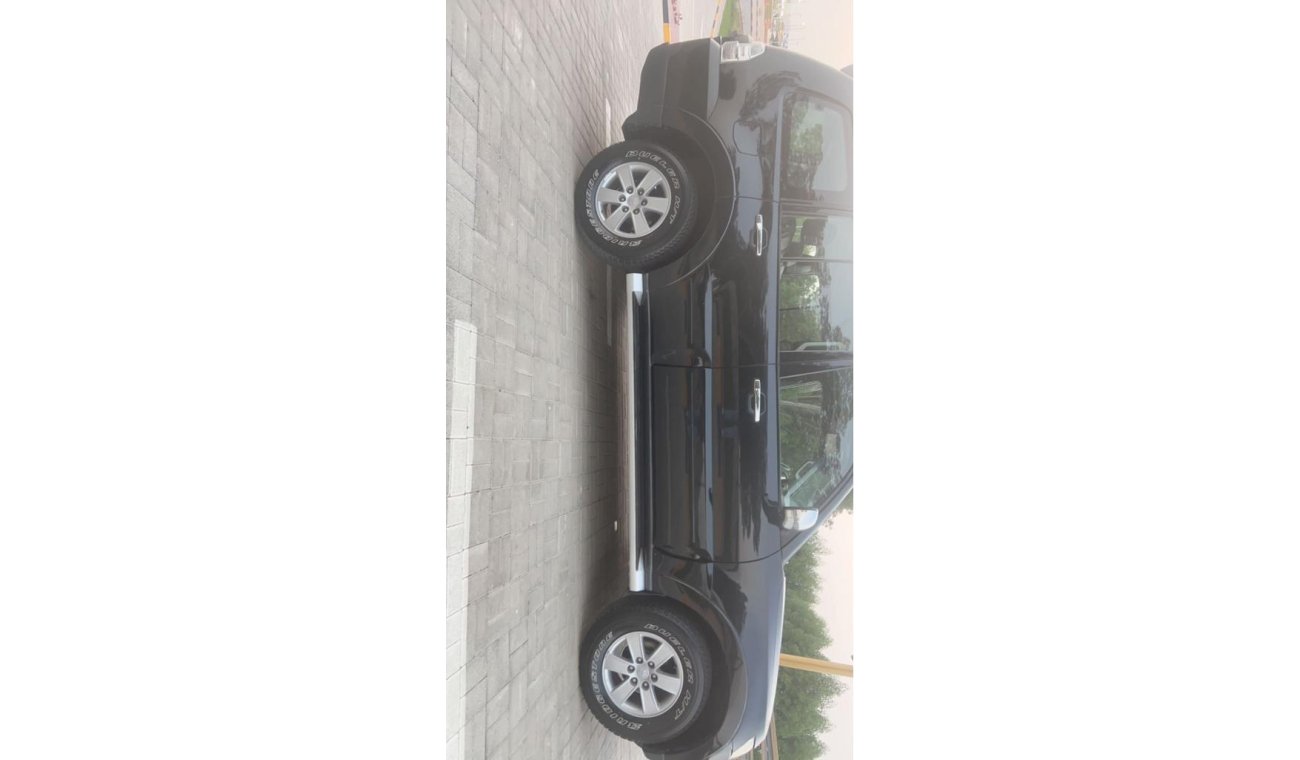 Mitsubishi Pajero Model 2008 Gulf number one leather hatch cruise control alloy wheels in excellent condition