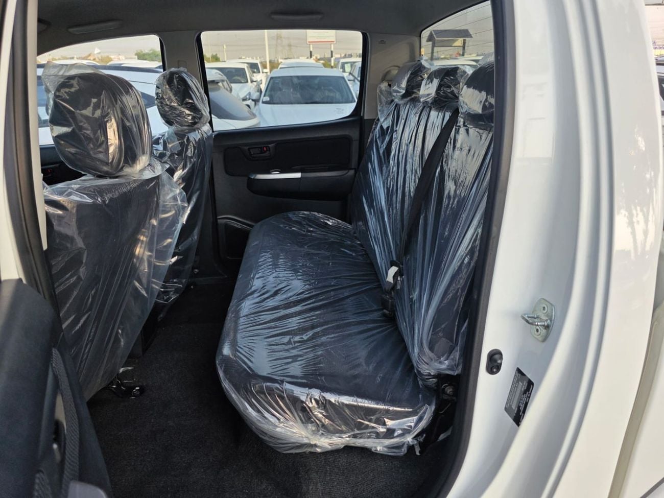 Toyota Hilux DLS RIGHT HAND VEHICLE ONLY FOR EXPORT 3.0 LITER