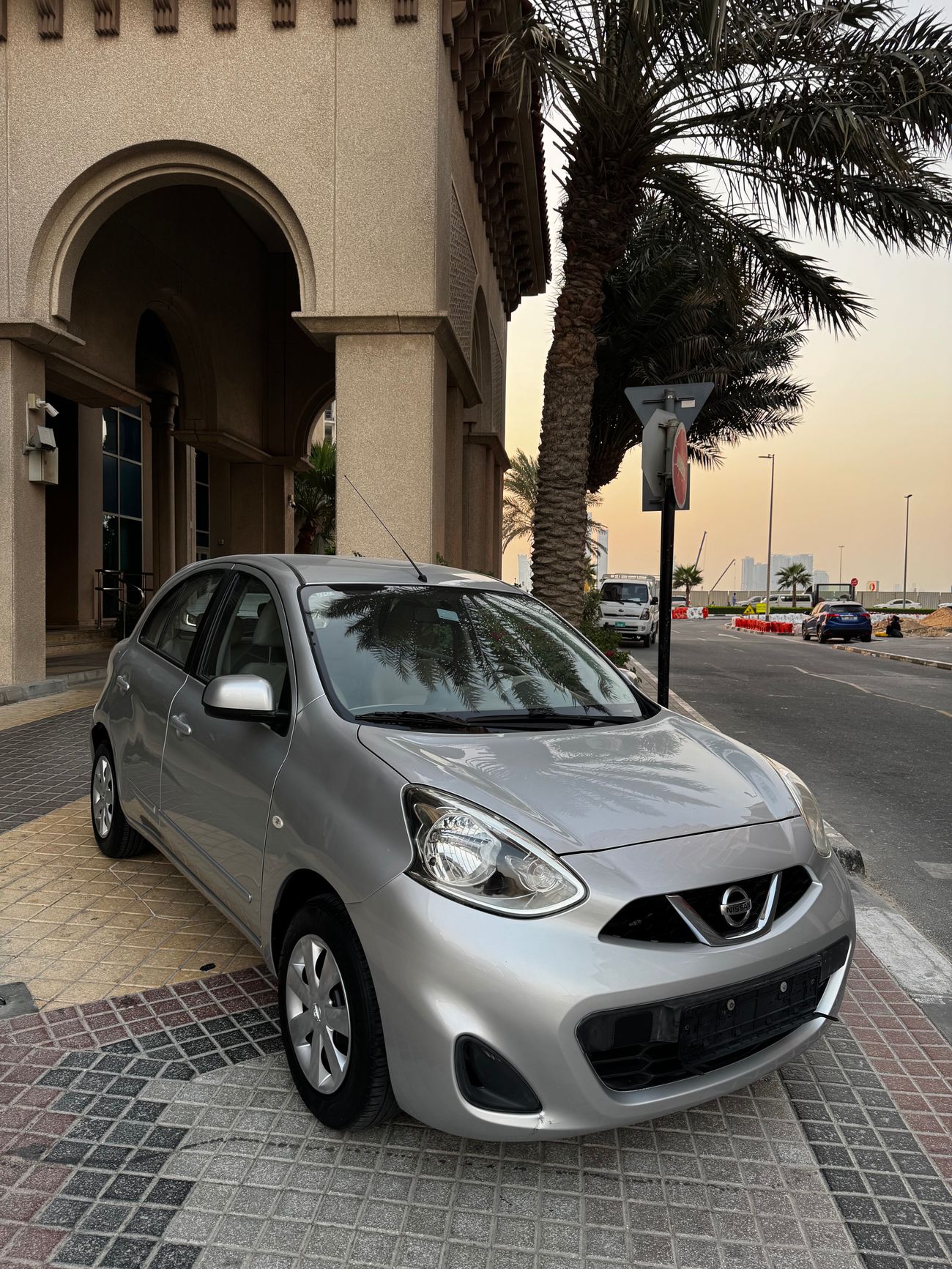 Nissan Micra SV 1.5L (100 HP)