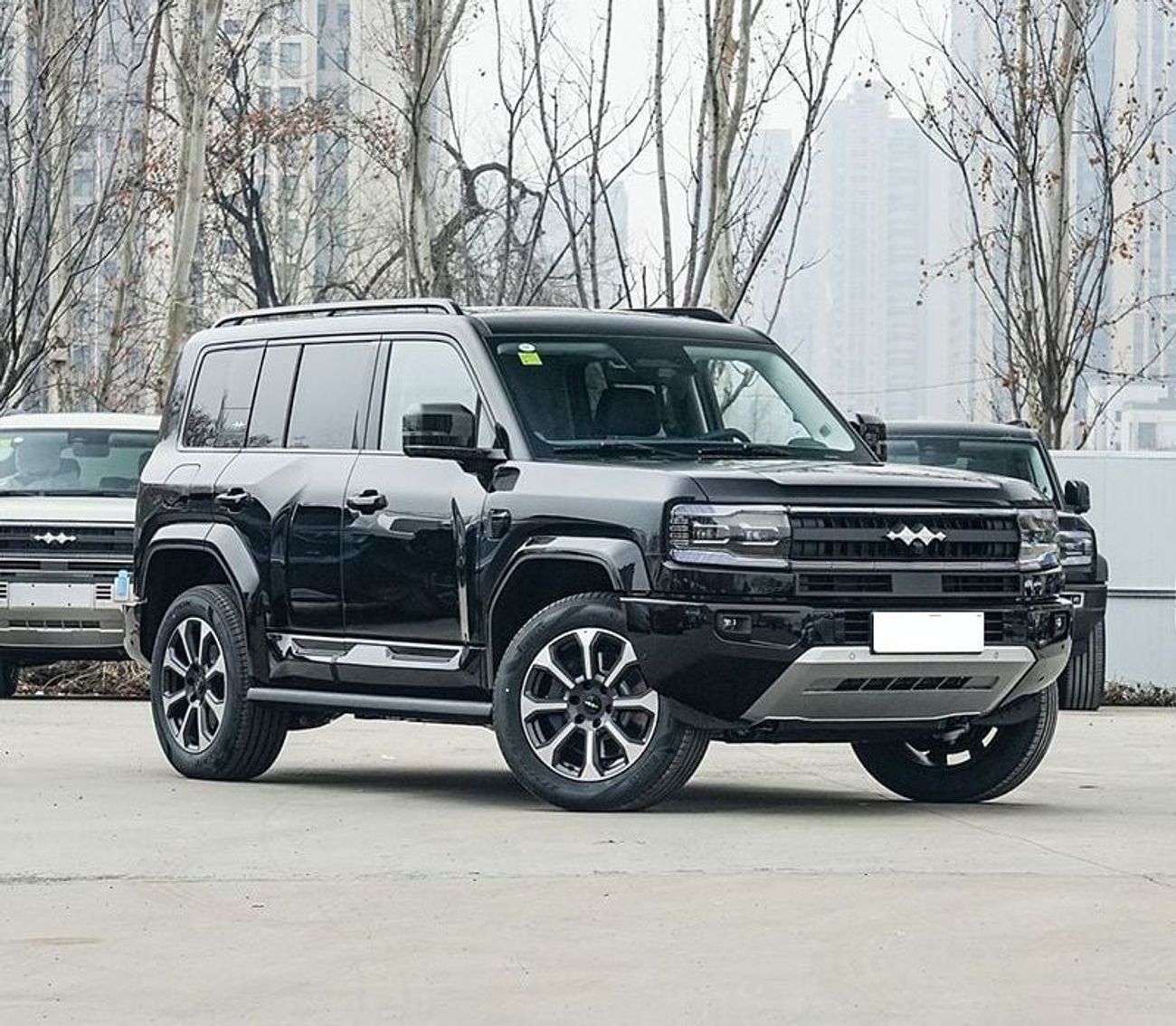 BYD Leopard 5 BYD Leopard 5 DM-i ULTRA EDITION | 18" Rims | Tow Hook 2Diff Lock | 2025 |