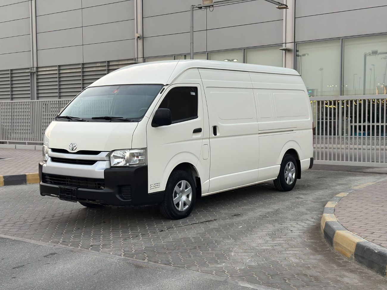 Toyota Hiace GL -Standard Roof  Panal Van 2.7L