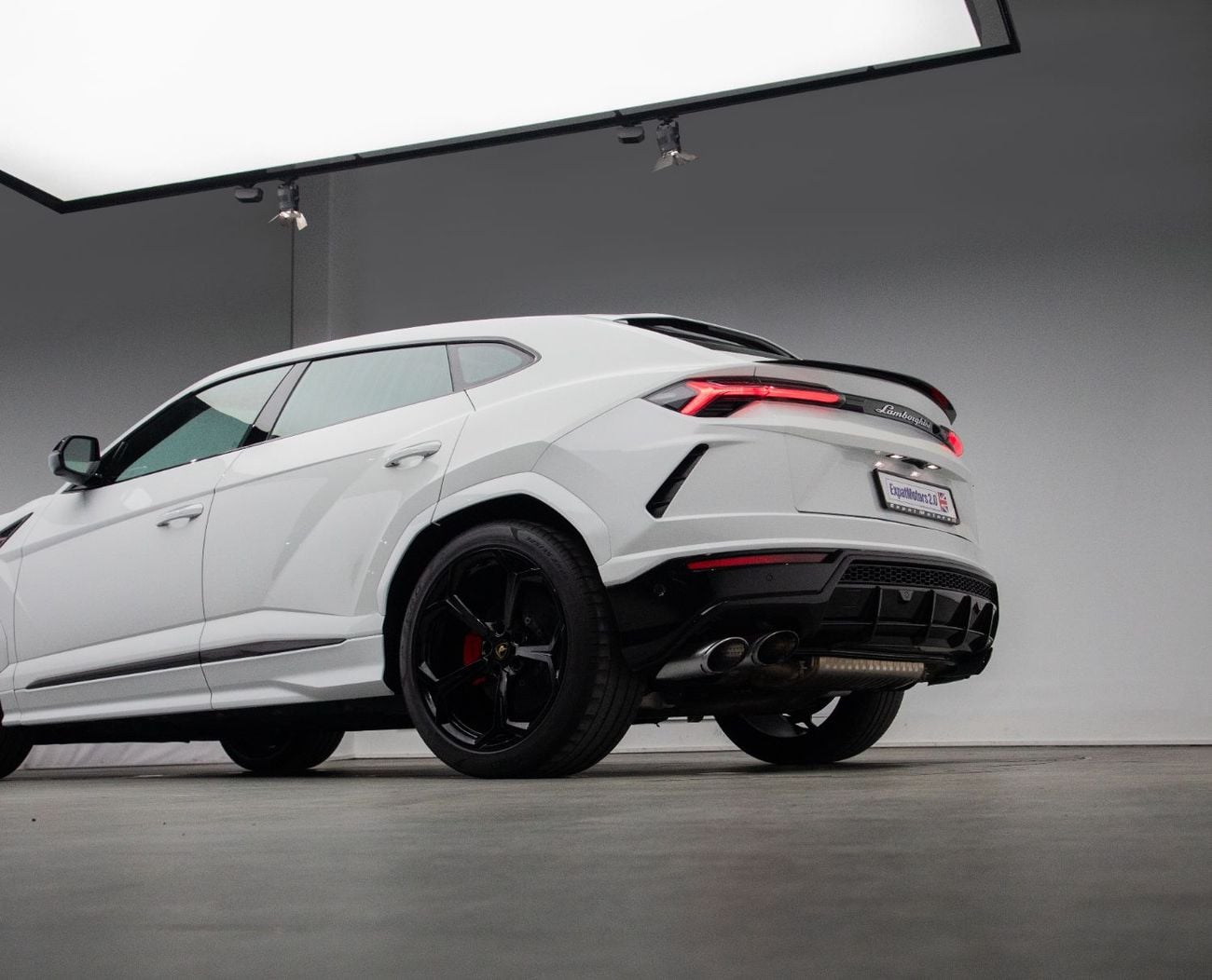 Lamborghini Urus STD