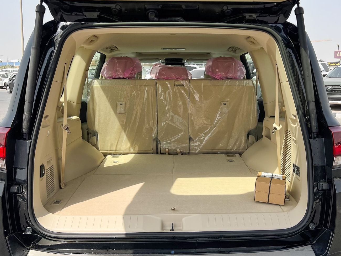 Toyota Land Cruiser EXPORT ONLY - 2026 LC300 GXR 4.0L (GCC Specification)