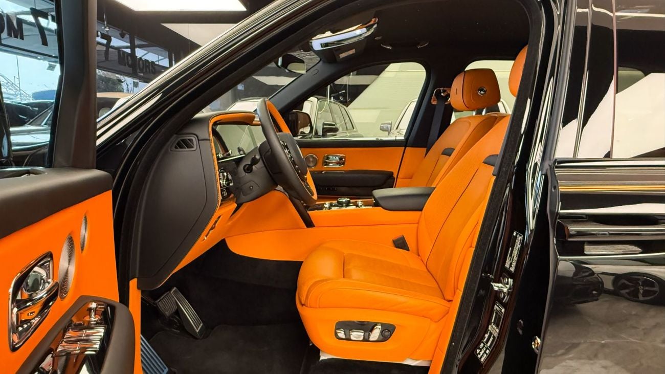 Rolls-Royce Cullinan Rolls Royce Cullinan - Black Badge - 2025