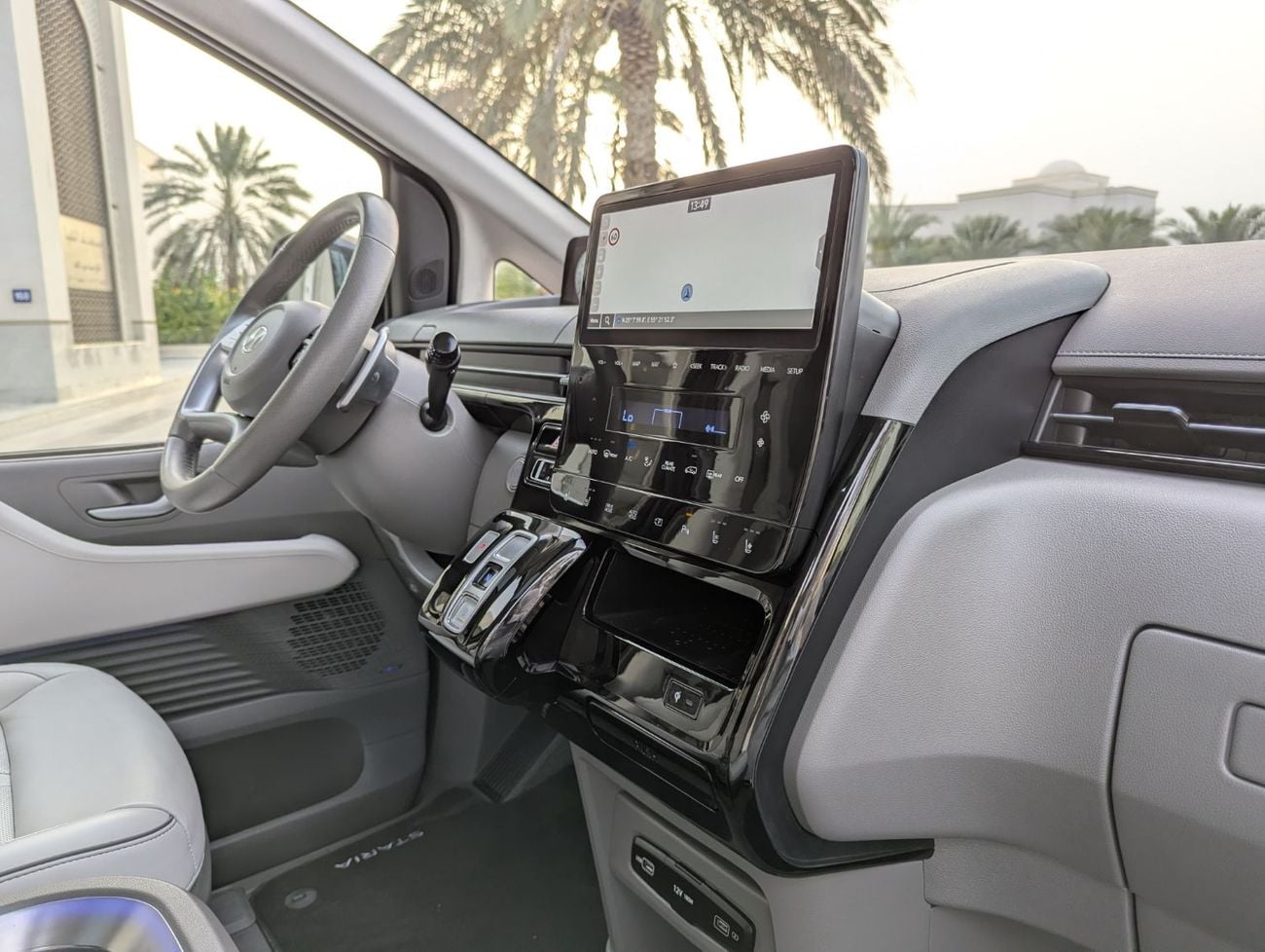 هيونداي ستاريا Hyundai staria 2022 LHD black colour