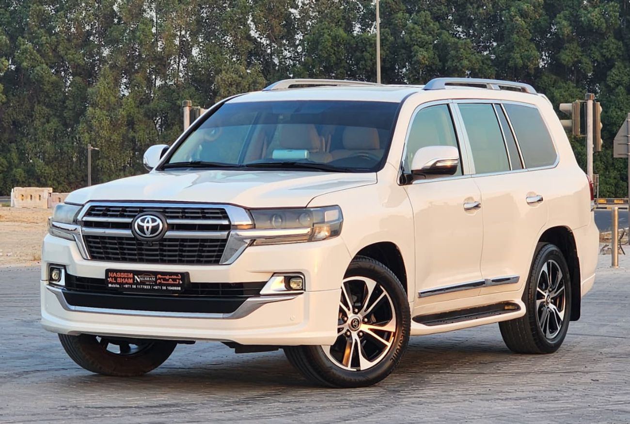 Toyota Land Cruiser VXR MODEL 2010 FULL OPTION  UPGRADE 2021