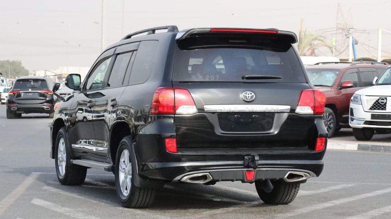 تويوتا لاند كروزر Toyota Landcruiser 2014 Petro engine v8 Japan specs