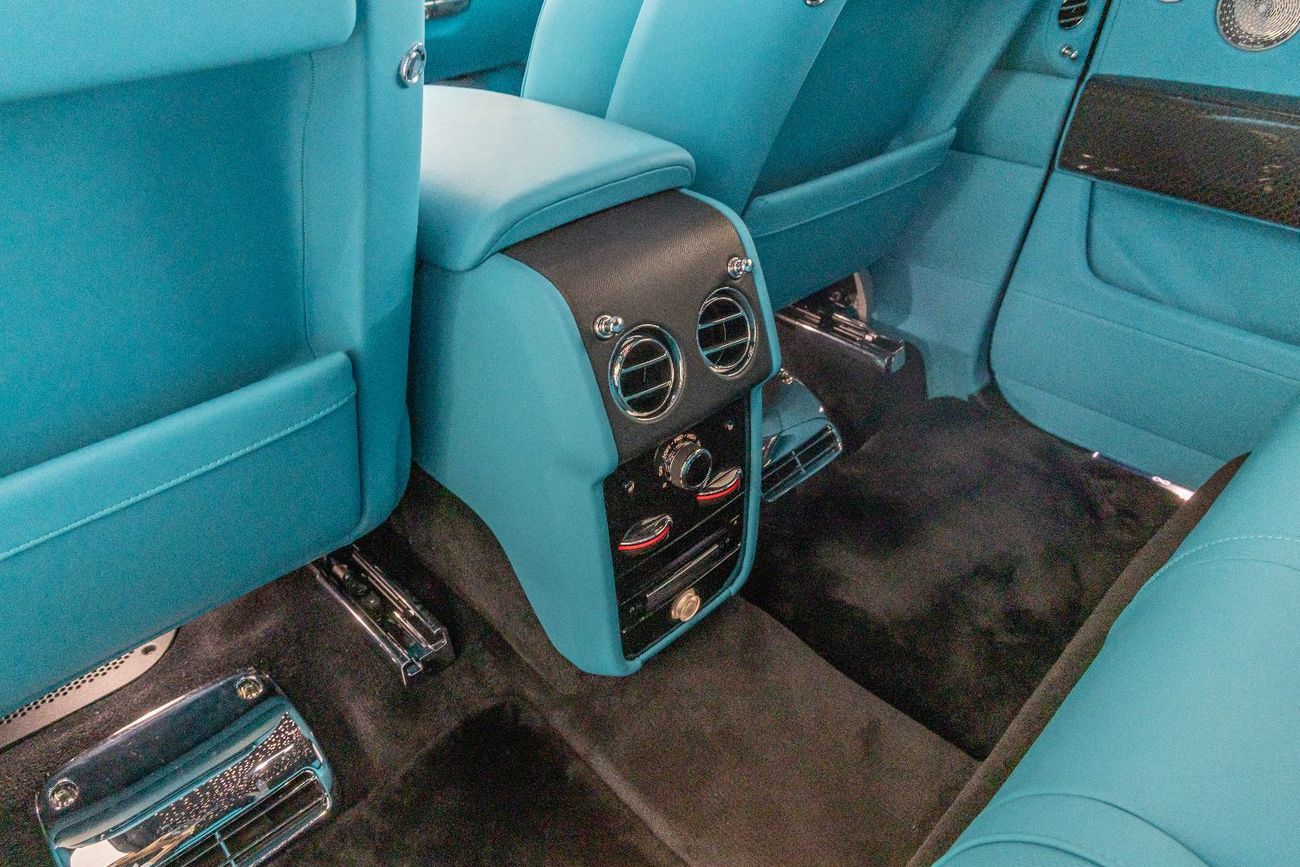 رولز رويس كولينان Rolls Royce Cullinan Black Badge | 2024