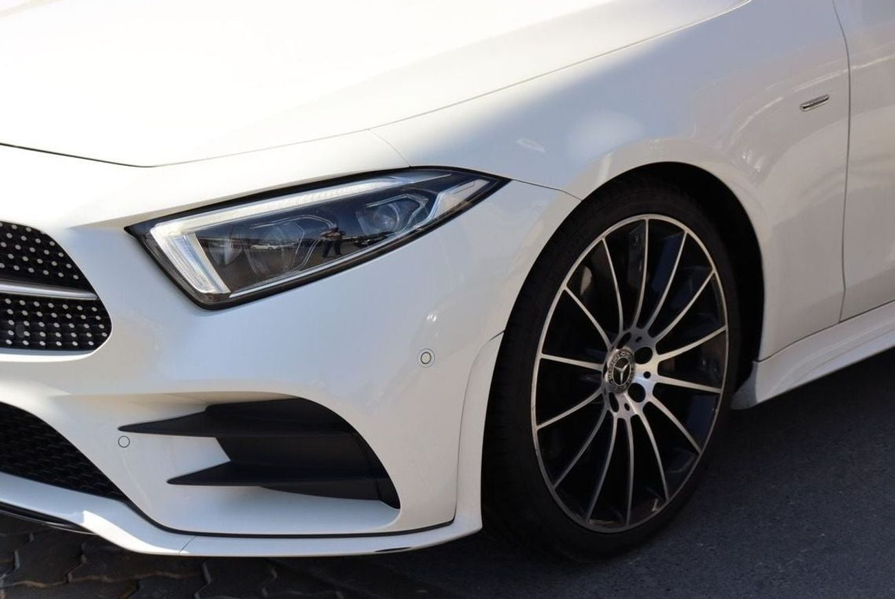 Mercedes-Benz CLS 320 Mercedes-Benz CLS 350 / 2019 / GCC / Full Option/ Full Service History