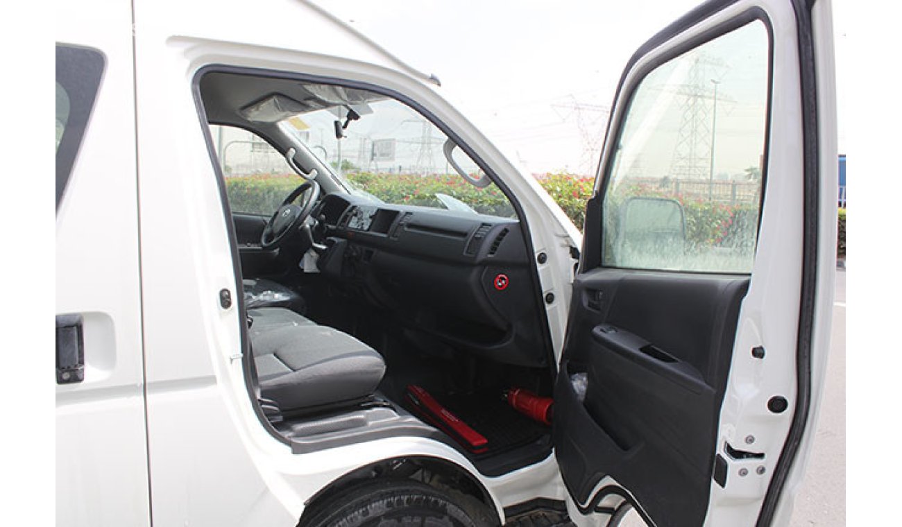 Toyota Hiace GL 13 SEAT HI ROOF 2.7L PETROL