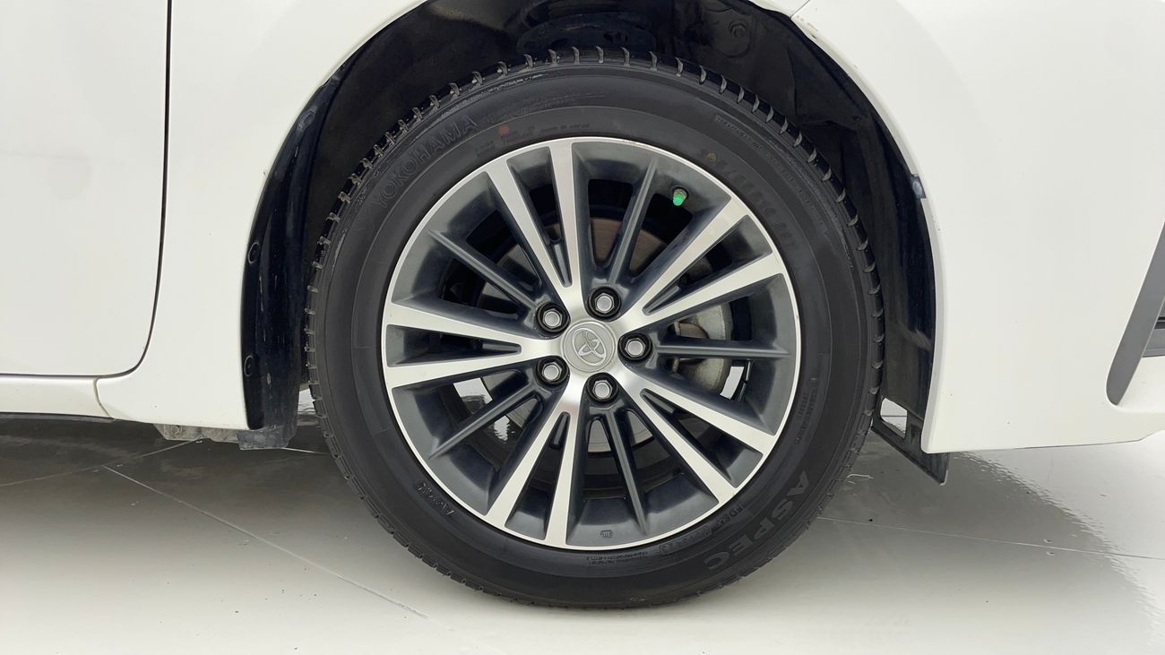 تويوتا كورولا LIMITED 2 | بدون دفعة مقدمة | اختبار قيادة مجاني للمنزل