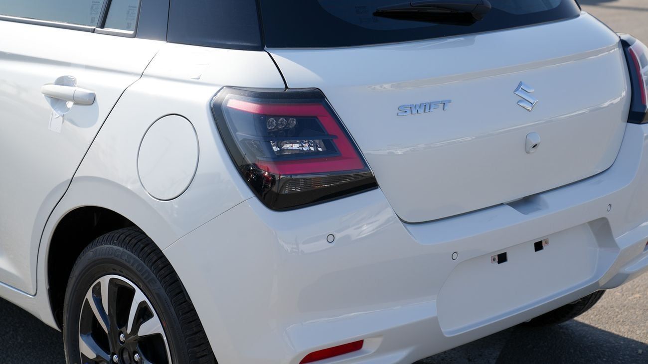 سوزوكي سويفت جديد كلياً 2026 سوزوكي سويفت GLX (N-SWI12-P-26) 1.2 لتر | 5 مقاعد | هاتشباك | مواصفات أفريقية | للتص