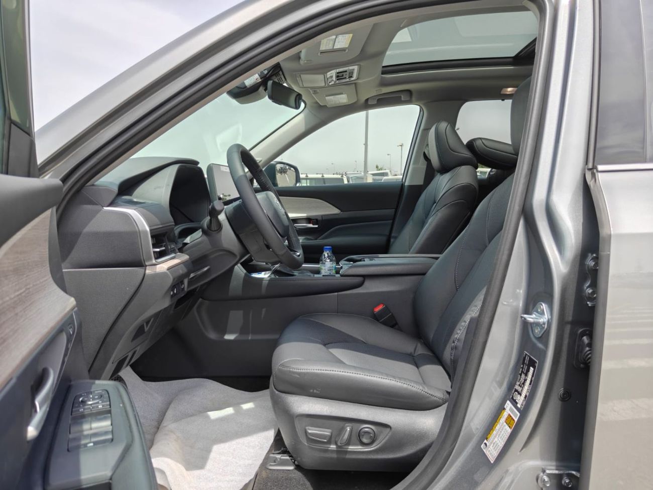 تويوتا جراند هايلاندر 2026 TOYOTA GRAND HIGHLANDER LIMITED PETROL CANADIAN SPEC