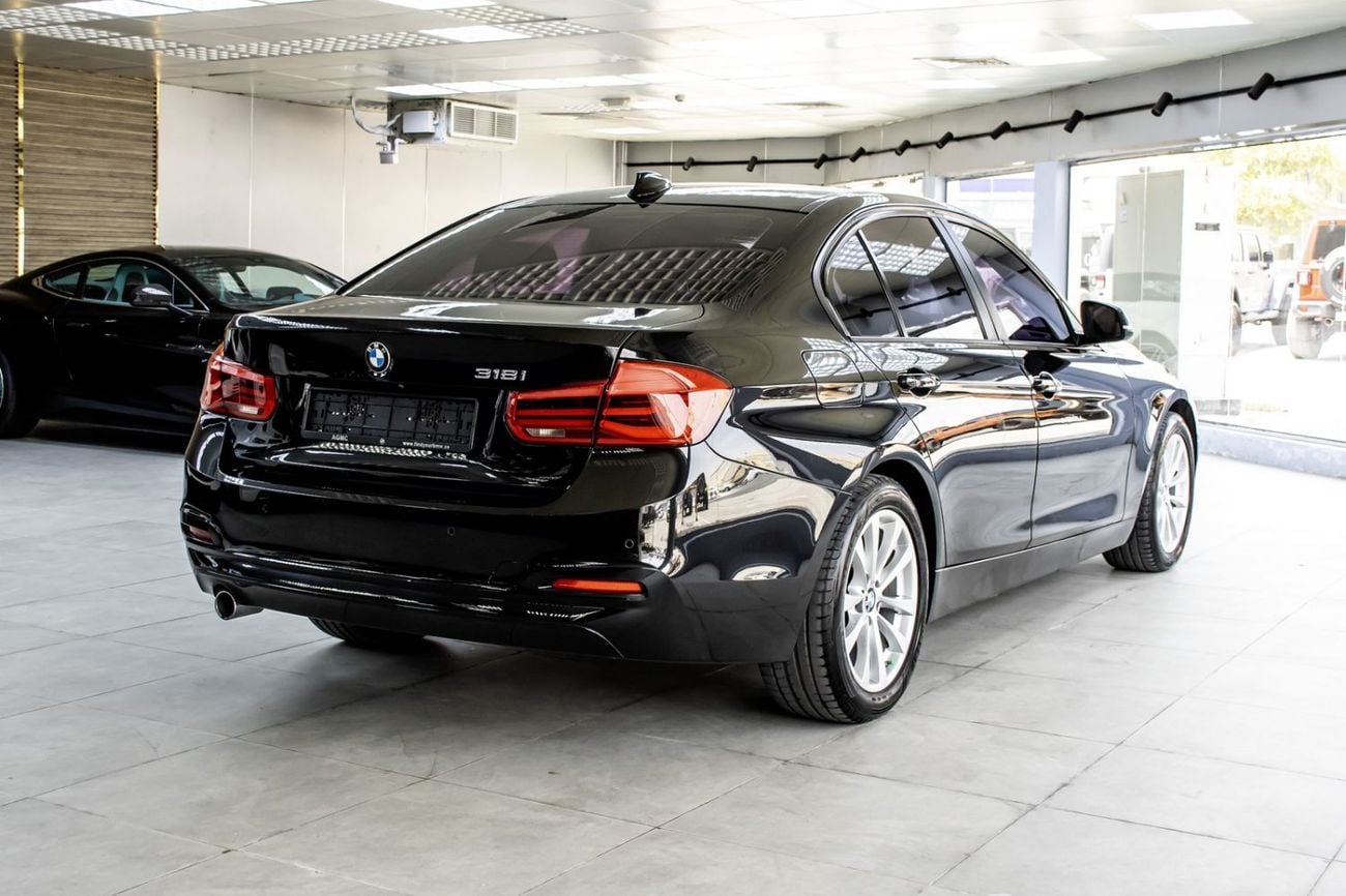 بي أم دبليو 318i EXCLUSIVE BMW 3 Series 318 2018 مواصفات خليجية