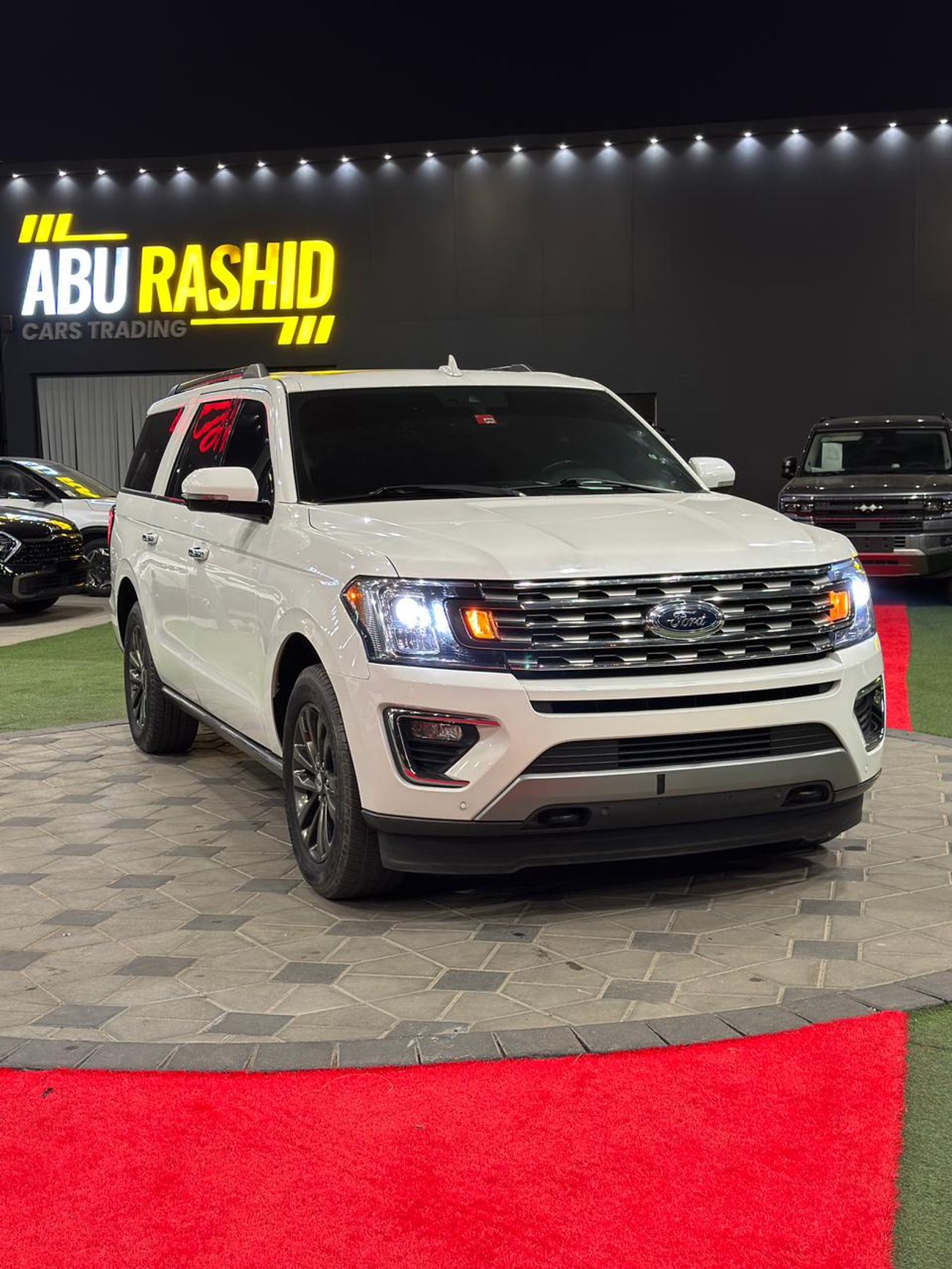فورد إكسبيديشن Limited 3.5L 4WD