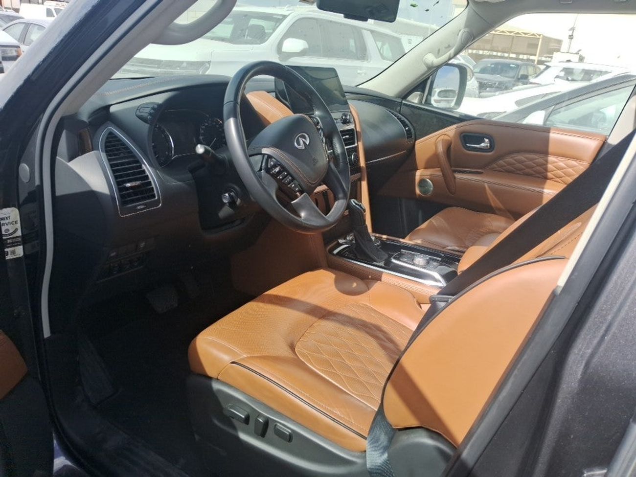 Infiniti QX80 LUXE 5.6 | Zero Down Payment | Home Test Drive