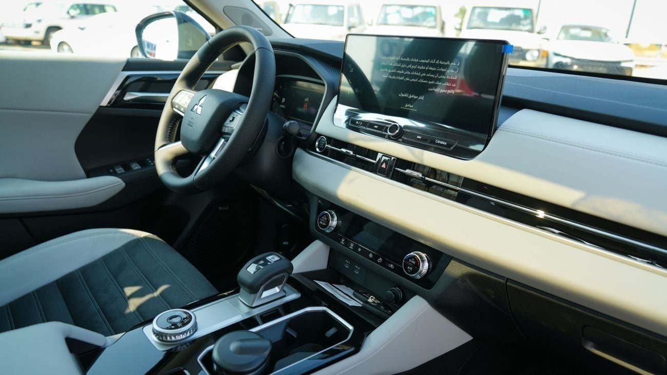 Mitsubishi Outlander Brand New 2026 Mitsubishi Outlander GO3+ High Line 2.5L 4-Cylinder SUV – GCC | Export Ready