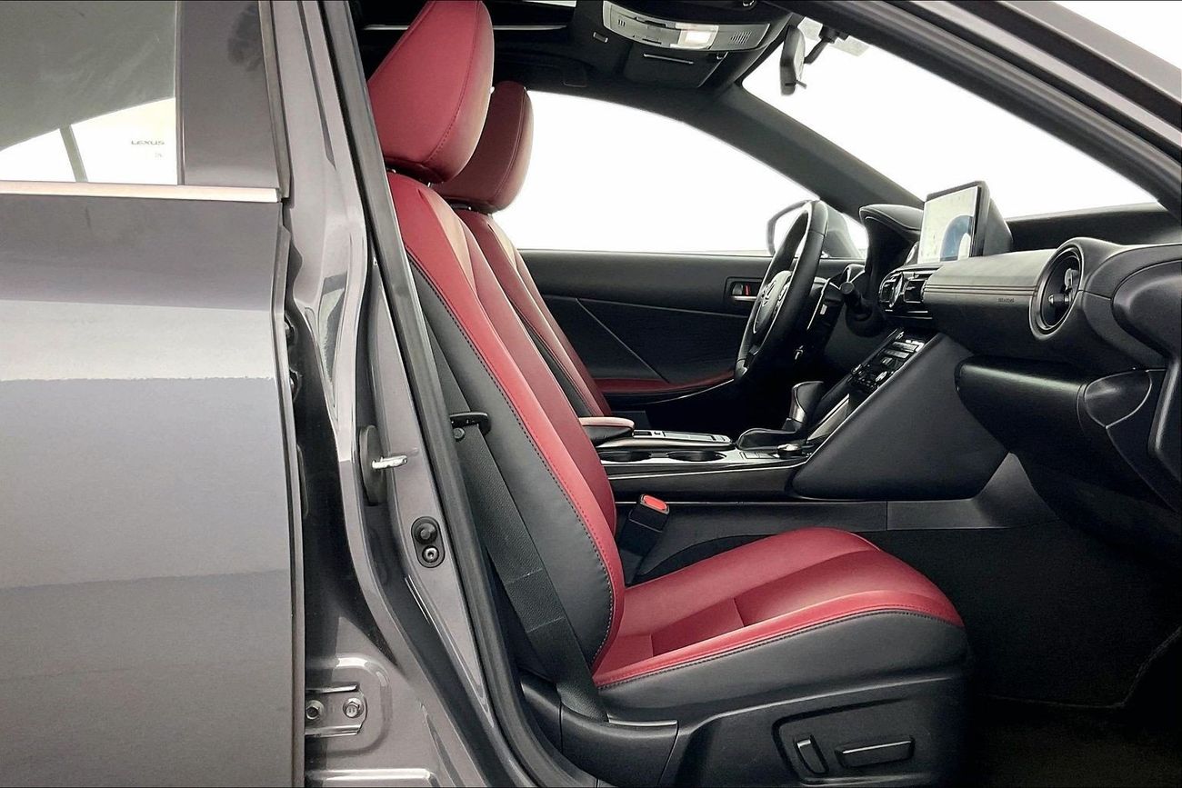 Lexus IS300 Premier | Guaranteed Warranty | 0 Down Payment