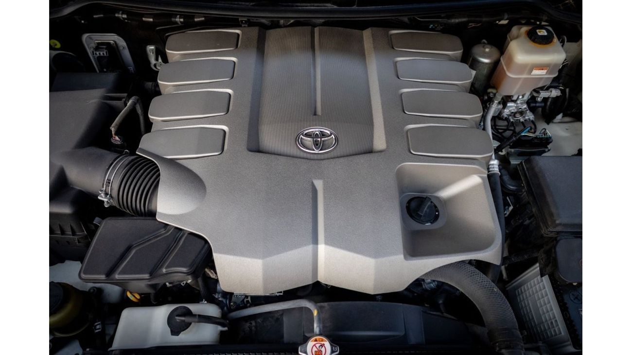 تويوتا لاند كروزر GXR3