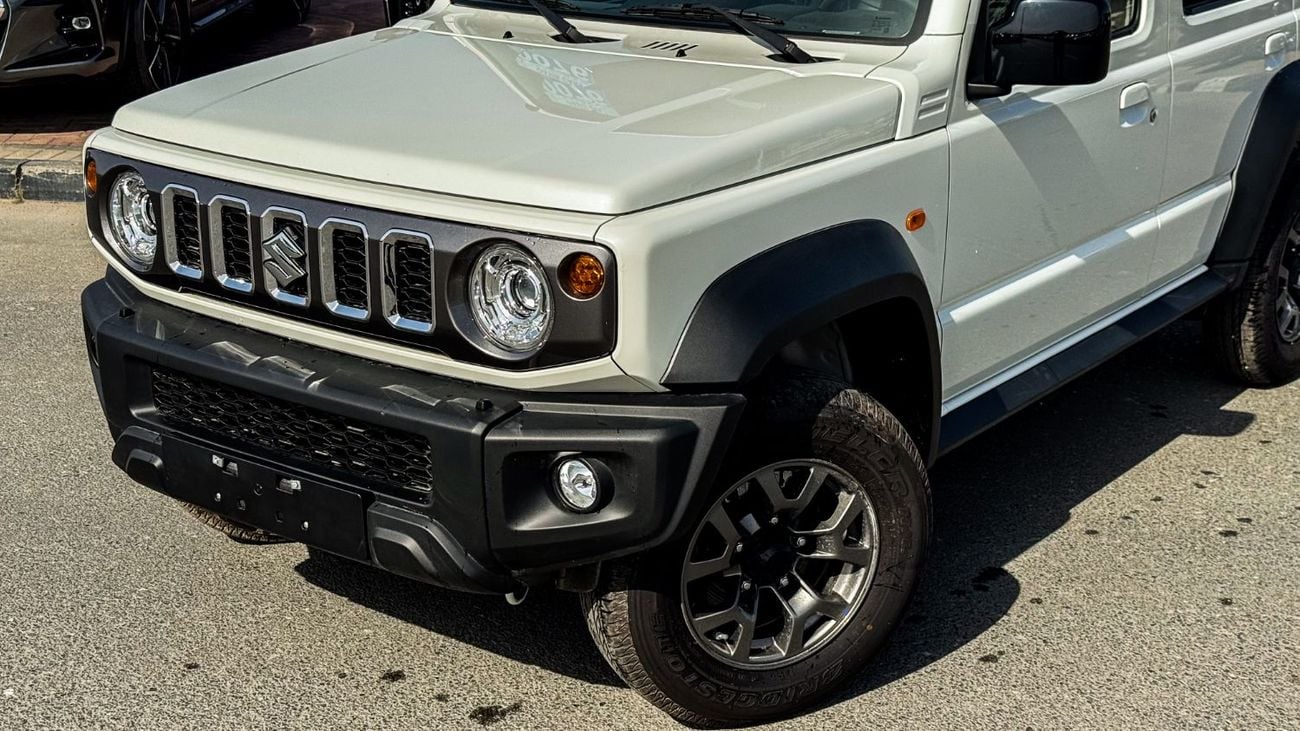 سوزوكي جيمني GLX AT 2026 (GCC Specs) 1.5L - Brand New 5 Doors