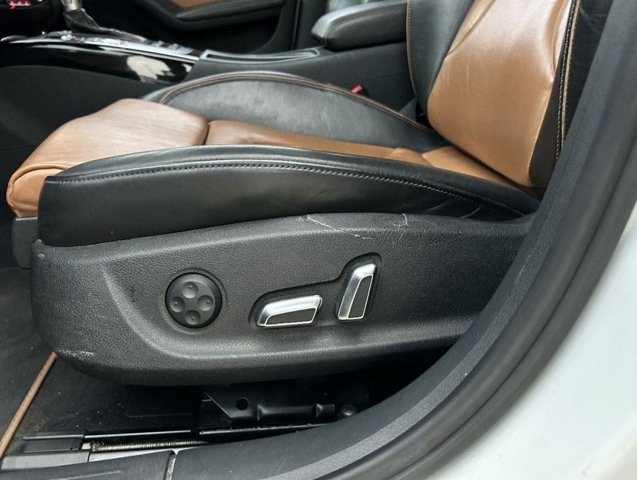 Audi A4 TFSI quattro S-Line ORIGNAL PAINT | AUDI A4 3.0T S-LINE | FULL OPTION | WELL MAINTAINED | GCC