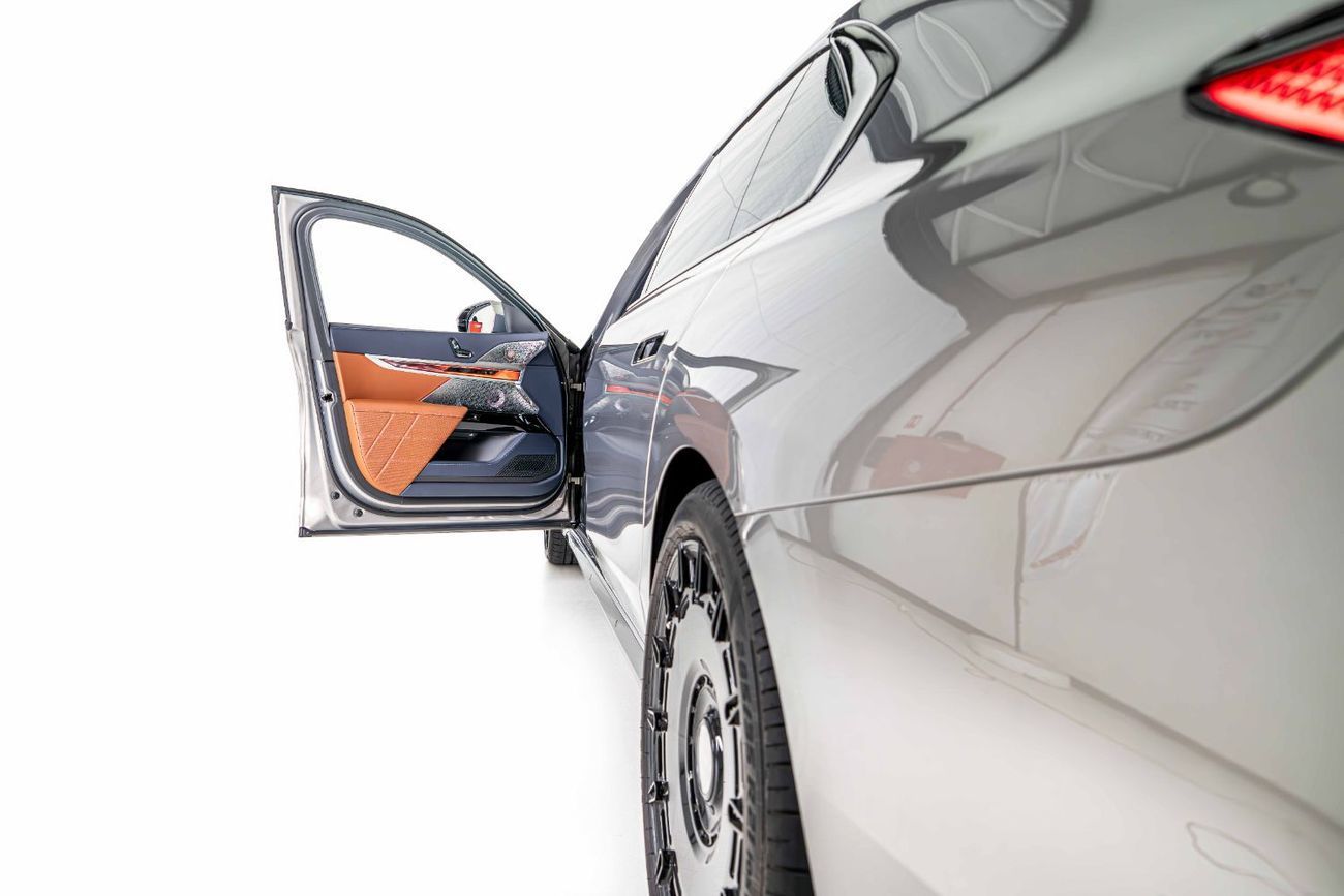 بي أم دبليو M760Li GCC-1 Owner-Abu Dhabi Motors Warranty Service Contract Until 07/2030