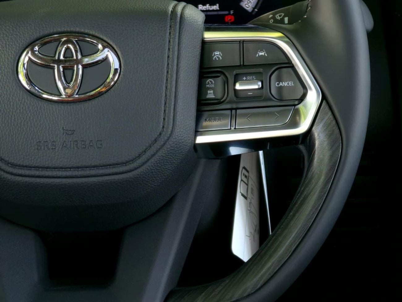تويوتا لاند كروزر TOYOTA LANDCRUISER LC300 DIESEL 3.3L - TWEEN TURBO - VXR - RADAR - FULLY LOADED - 2026 MODEL - BLACK