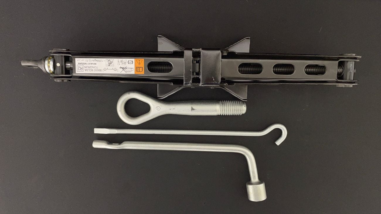 نيسان إكس تريل S 2.5 | بدون دفعة مقدمة | اختبار القيادة في المنزل