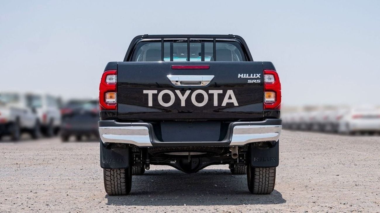 تويوتا هيلوكس TOYOTA HILUX DC 2.4D AT 4X4 MY2024 – BLACK