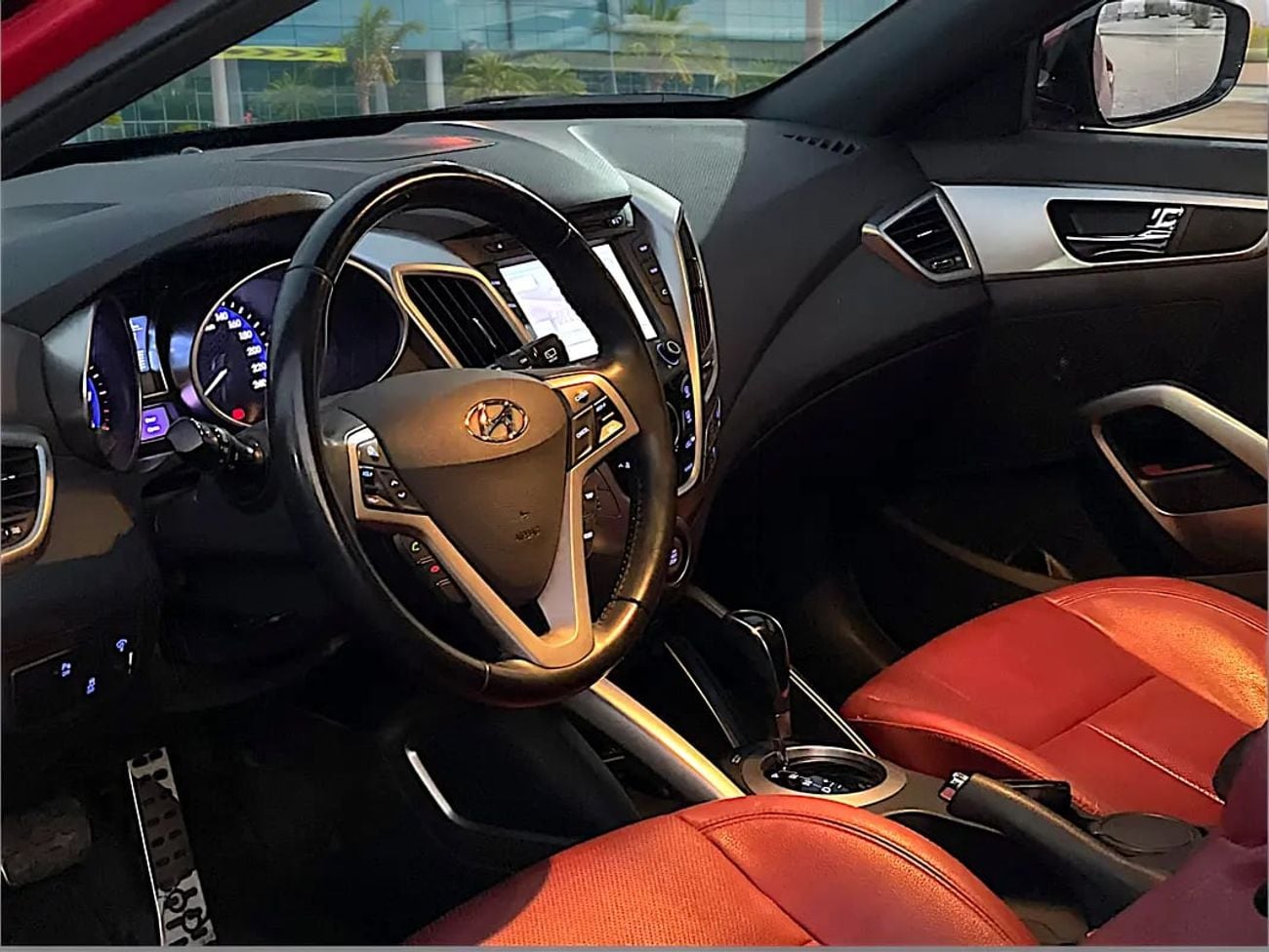 Hyundai Veloster GLS 1.6L GLS | 1.6L | |GCC | EXCELLENT CONDITION