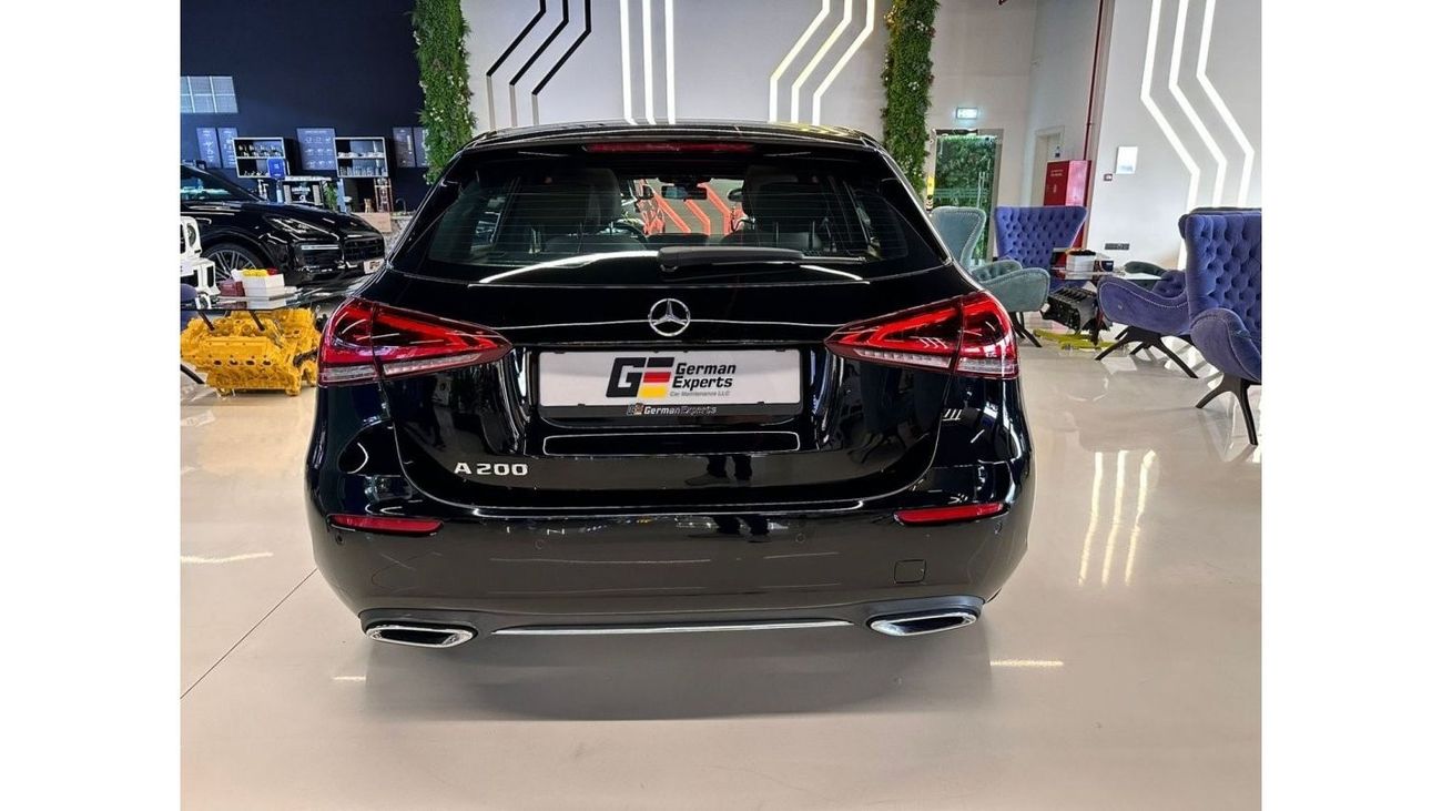 Mercedes-Benz A 200 Premium 2018 Mercedes-Benz A200 GCC is a stylish and dynamic hatchback that offers a blend of luxury