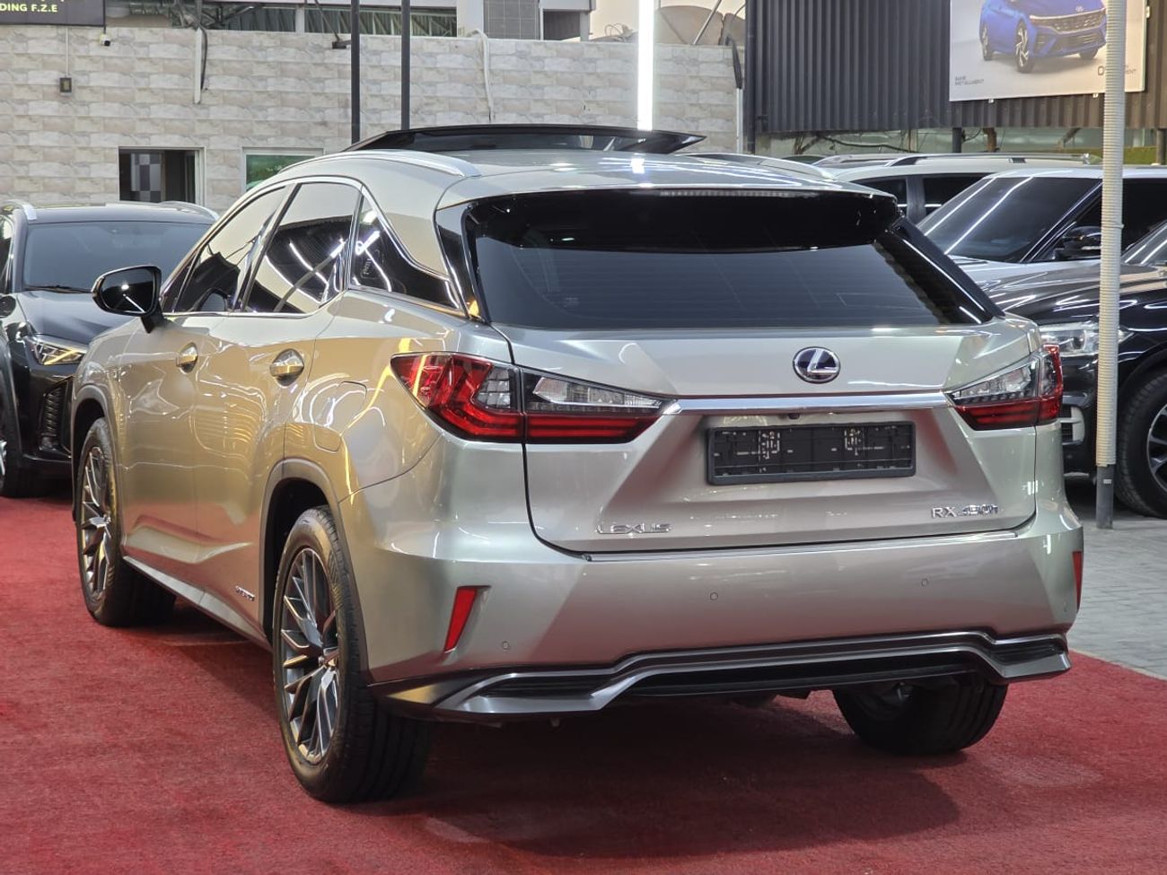 لكزس RX450h F-Sport 3.5L (308 HP)