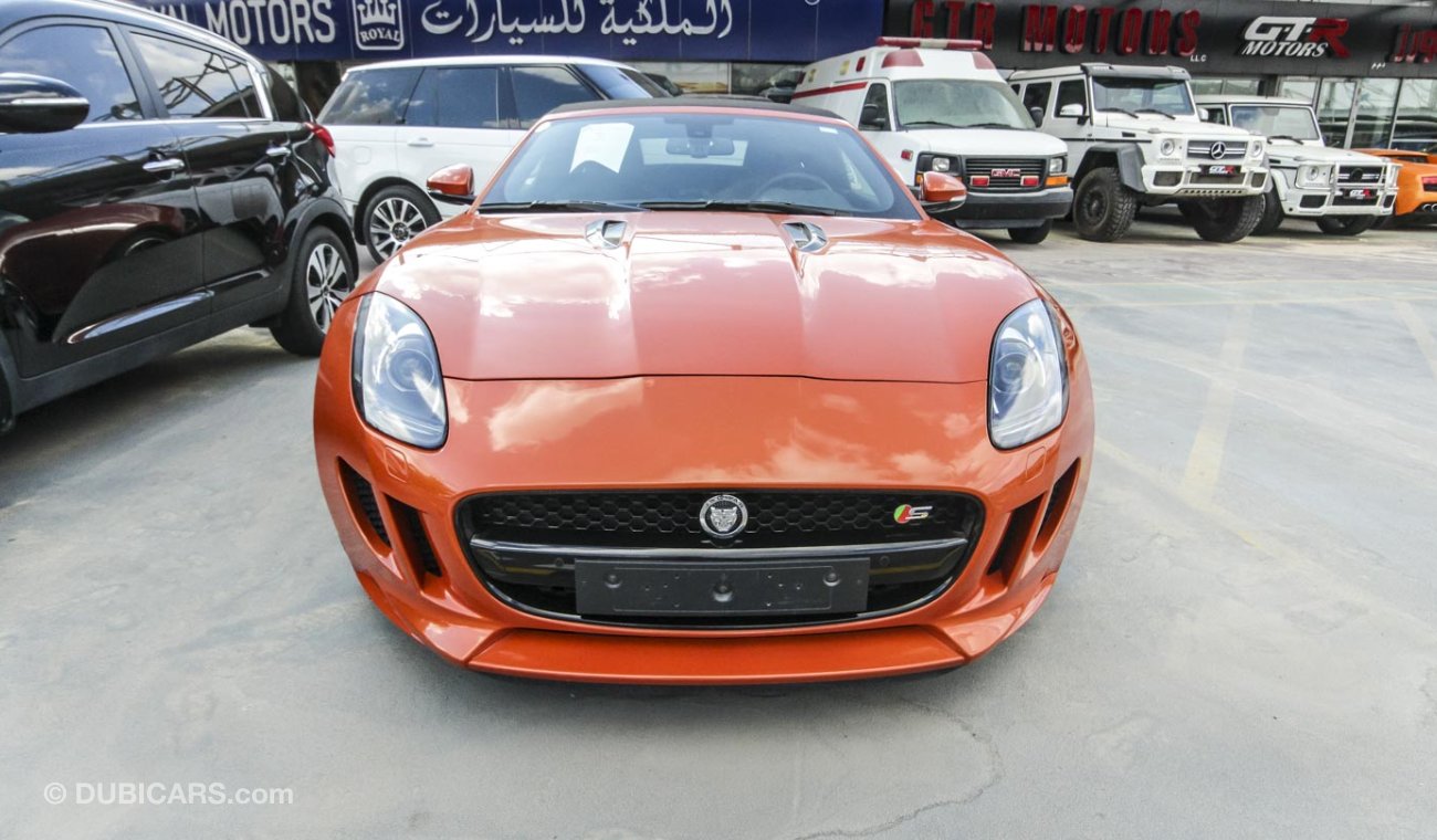 جاغوار F-Type