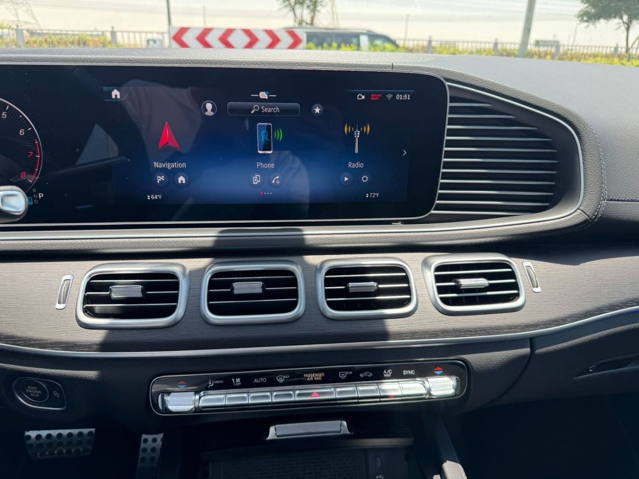 مرسيدس بنز GLS 450 2025 Mercedes Benz GLS-450 Mid Option Without HUD