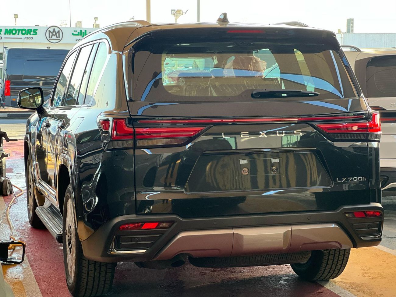 Lexus LX 700h LEXUS LX 700h -  MODEL 2025 -GCC