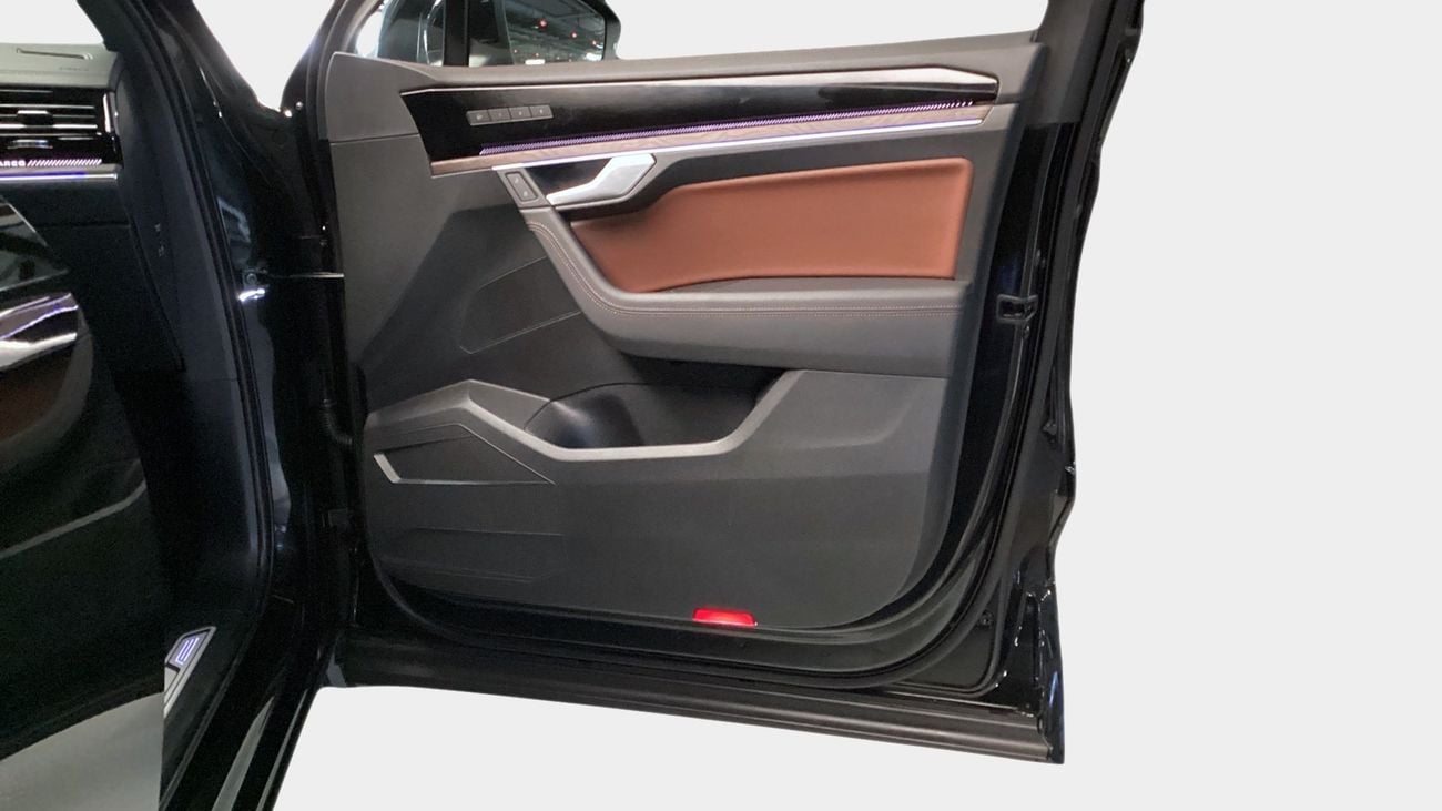 Volkswagen Touareg Elegance 2 3.0L Elegance | Guaranteed Warranty | 0 Down Payment