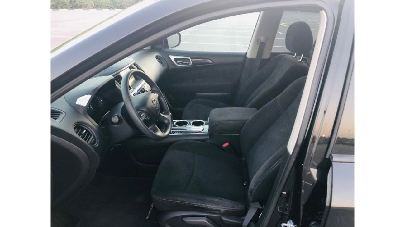 Nissan Pathfinder MODEL 2016 CAR PERFECT CONDITION INSIDE AND OUTSIDE