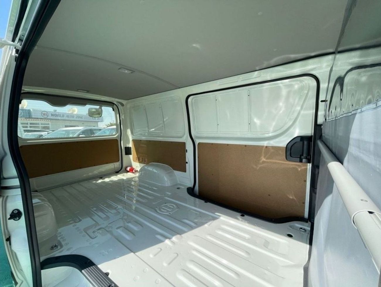 تويوتا هاياس GL -Standard Roof  Panal Van 2.7L