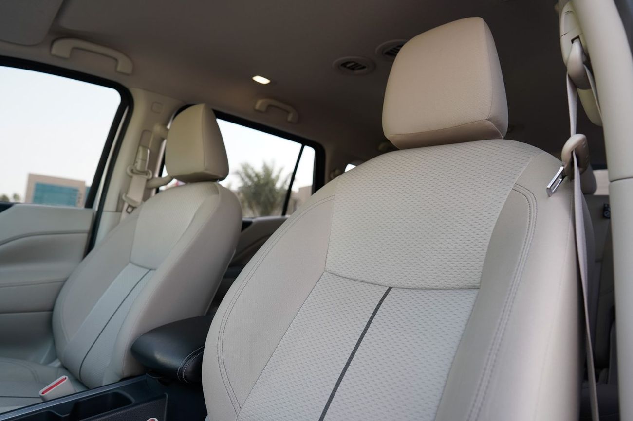 Nissan XTerra Nissan X-Terra Titanium 2022 GCC under Agency Warranty and Service Contact with Flexible Down-Paymen