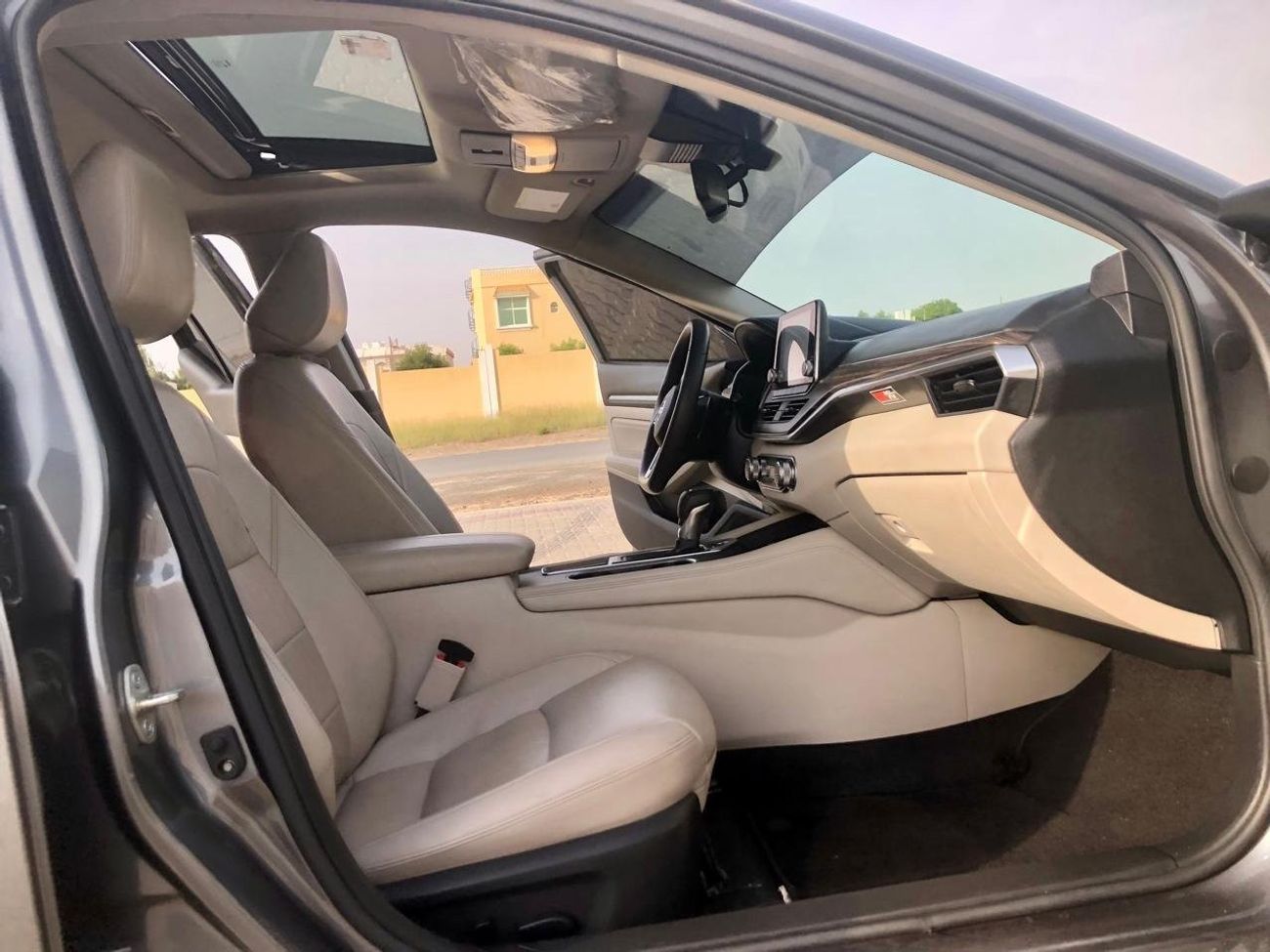 Nissan Altima Altima 2020 GCC  SL(Full Options,)Sunroof  Top Specs