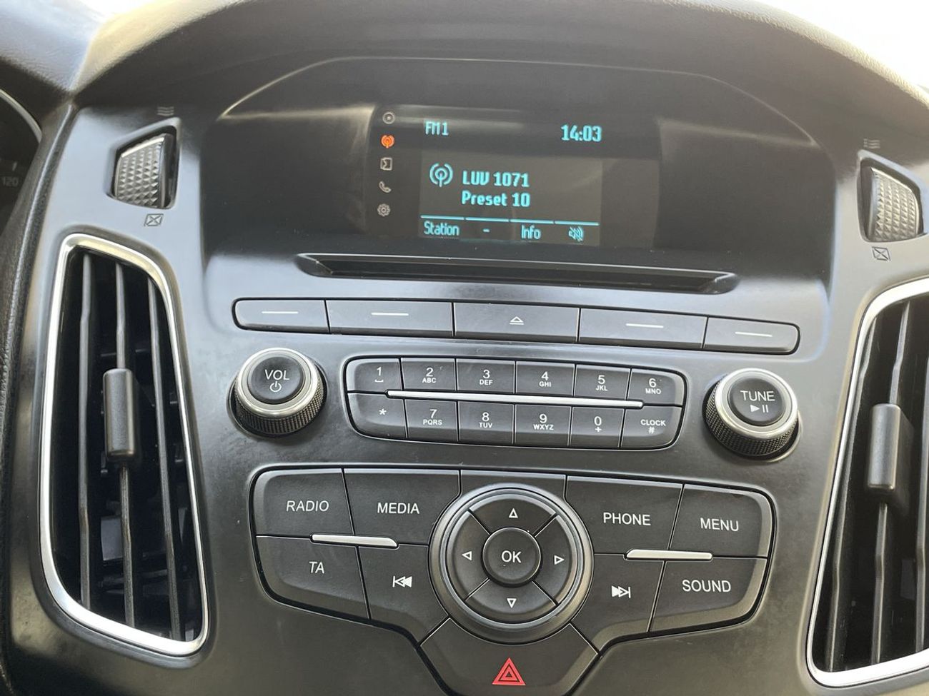 Ford Focus Ambiente 1.6L